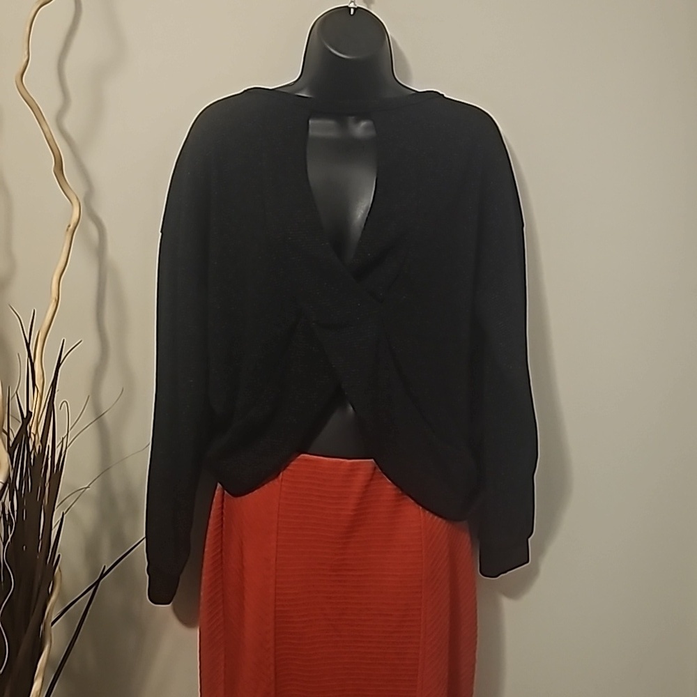 Kaileigh FALL WEATHER Size Medium Sweater.NWT